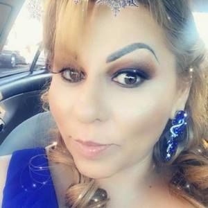 Meet your Posher, Ana